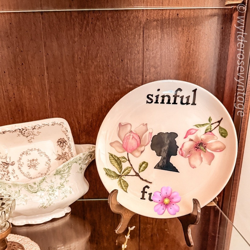 Floral Sinful Silly Plate‎